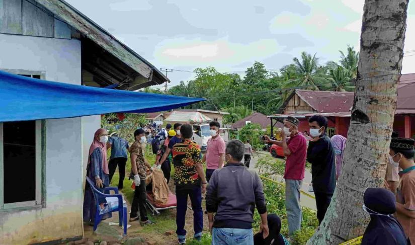 Warga Kecamatan Seluma ada mayat yang sudah membusuk 