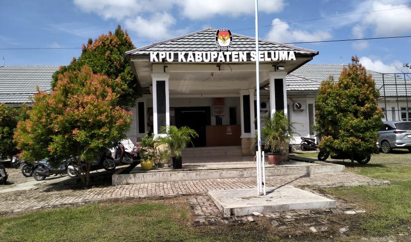 Poto; KPU Seluma