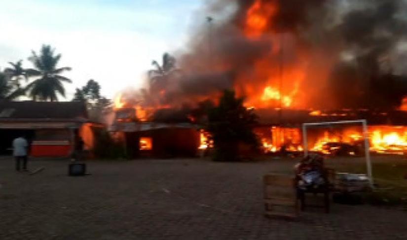 Lokasi kebakaran di terminal marga sakti kecamatan Padang jaya Bu./Poto Redy penarafflesia.com