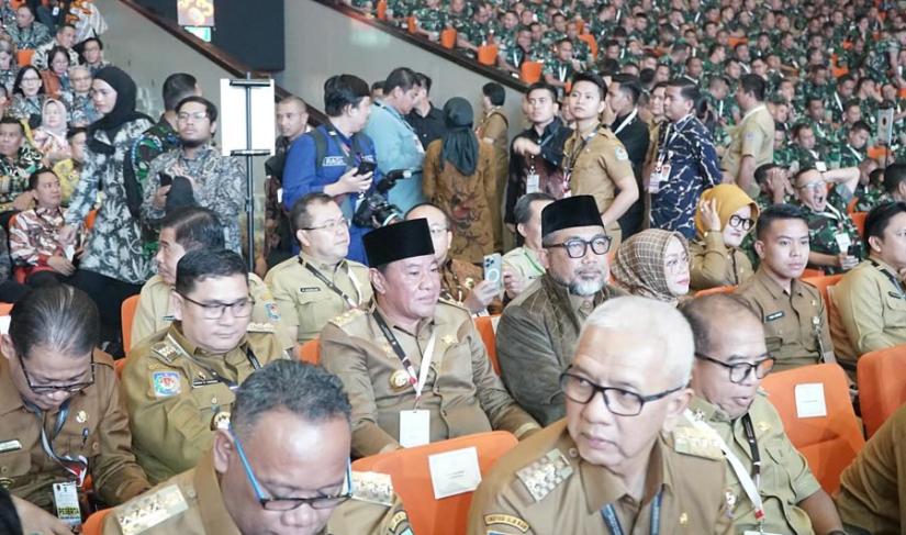 Plt. Gubernur Rosjonsyah saat menghadiri Rakornas yang mengusung tema 'Implementasi Asta Cita Menuju Indonesia Emas 2045' di SICC Bogor Provinsi Jawa Barat, Kamis (7/11/2024). (Budi-PenaRafflesia.Com)