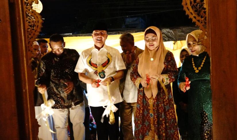 Gebernur Bengkulu Bersama Ketua PKK Resmikan Resto Si Kabayan 91