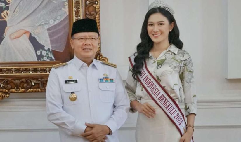 Gubernur Bengkulu Rohidin dan Nabila Putri Bintadytama Putri Indonesia Bengkulu 2024 Foto/.Dok