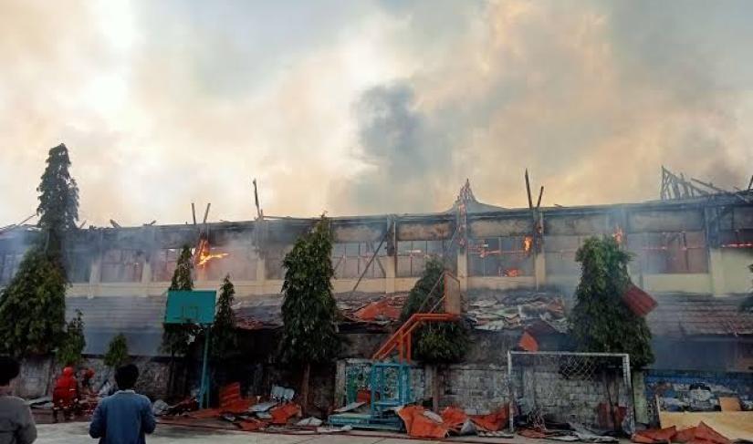 Kebakaran SMKN 3 Kota Bengkulu.