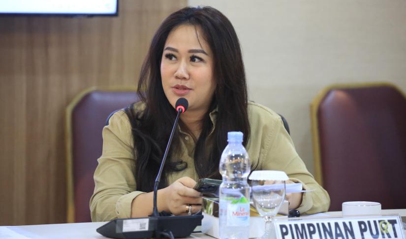Senator Elisa Ermasari.