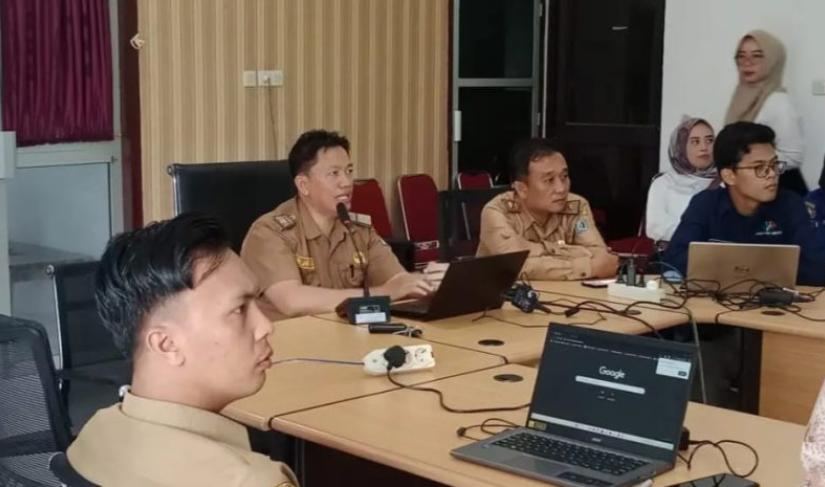 Kepala dinas Kominfo M. Jarnawi saat menyampaikan sambutannya Selasa, (25/03/2025).