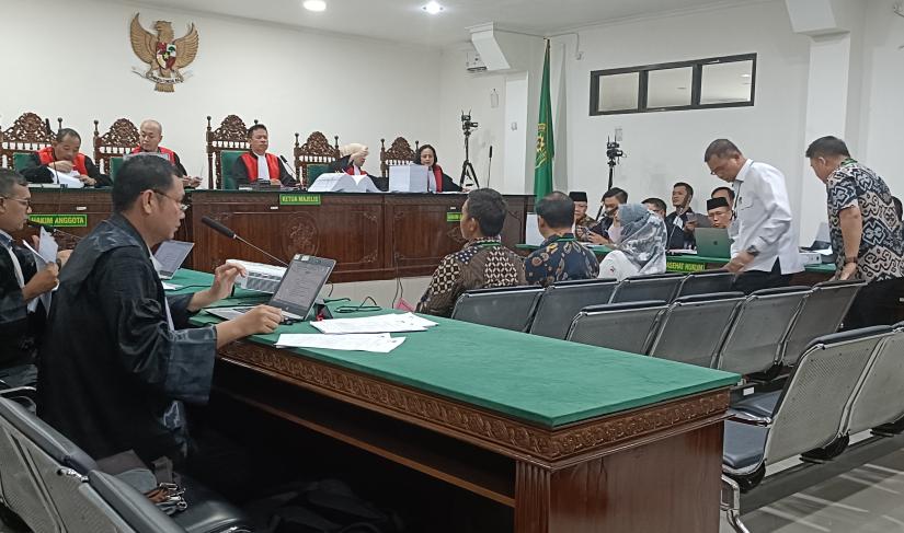 Persidangan Rohidin Mersyah tahap ke 2