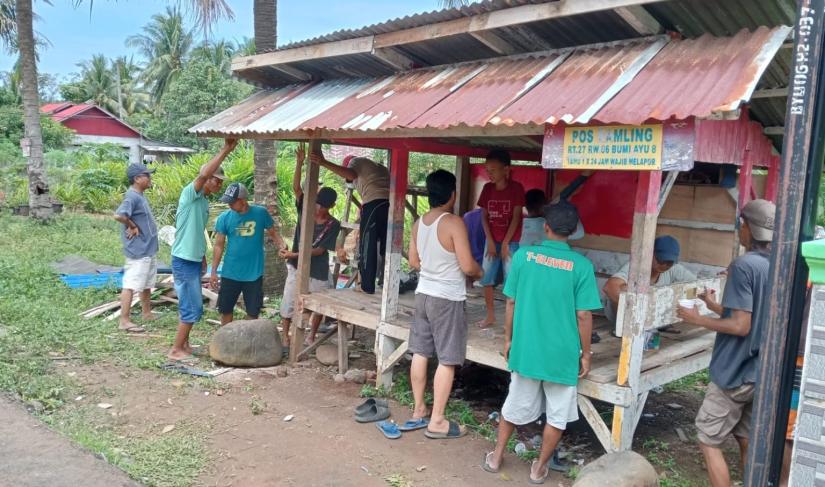 RT 27 Bumi Ayu gotong royong 