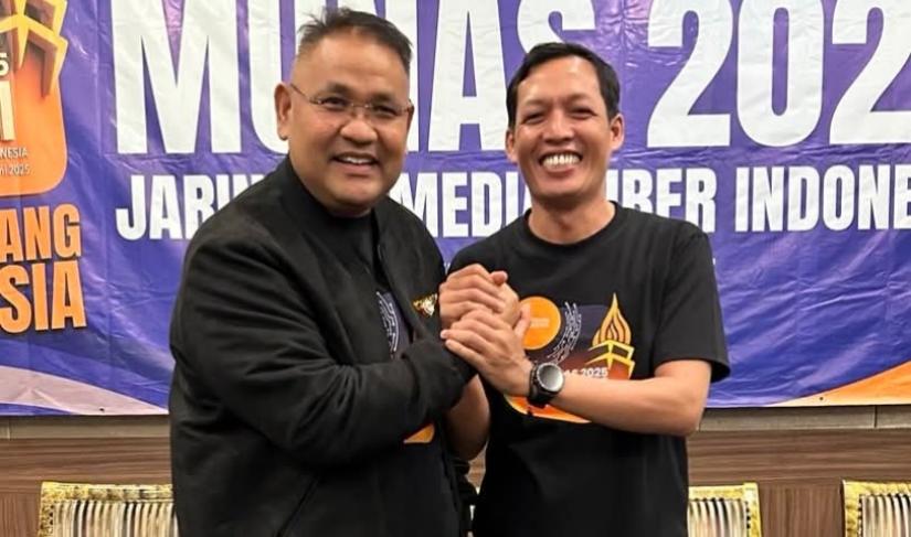 Teguh Santosa dan Riki Susanto