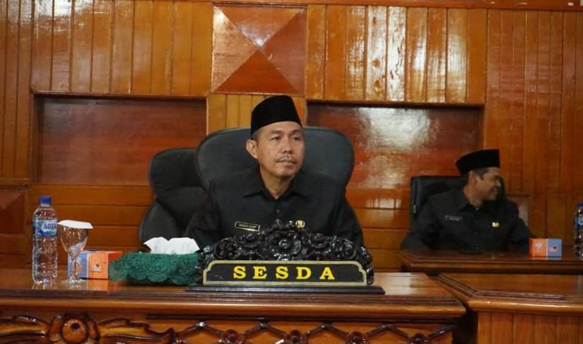 Sekertaris Daerah (Sesda) BS Sukarni Dunip