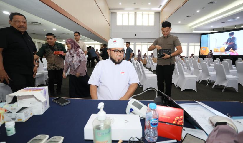 Gubernur dan Wakil Gubernur Bengkulu terpilih, Helmi Hasan dan Mian test kesehatan dasar pada Minggu 16/02/2025