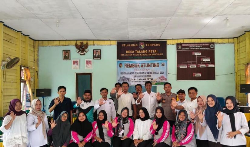 Pemerintah Desa Talang Petai saat menggelar kegiatan Rembuk Stunting yang berlangsung di kantor desa setempat, Kamis (4/6/2026). (Oye/PenaRafflesia.Com)