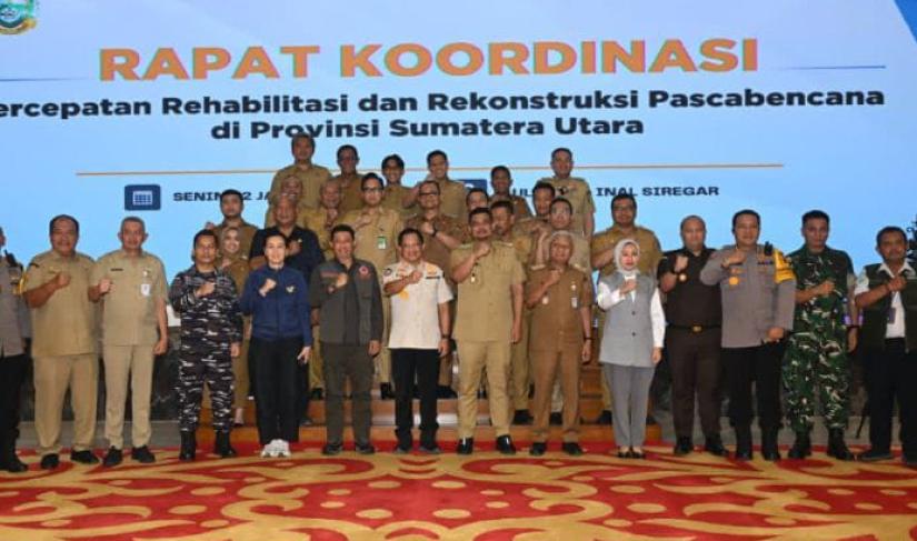 Pemerintah pusat dan Pemerintah Provinsi Sumatera Utara menyelenggarakan Rapat Koordinasi Percepatan Rehabilitasi dan Rekonstruksi Pascabencana banjir dan longsor, Senen (12/1/26).