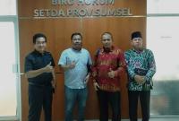 Badan Pembentukan Peraturan Daerah (Bapemperda) Provinsi Bengkulu berkunjung ke DPRD Provinsi Sumatera Selatan dan Biro Hukum Pemprov Sumatera Selatan pada Kamis pagi (16/2/2023).