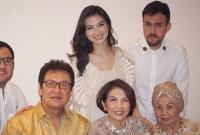 Foto: Dr.H.Rahmat Shah Di Kenal Muslim Paling Dermawan dari Penjuru Dunia Bantu Infaq Material Perbaikan Center Pengobatan Gratis Untuk Warga Miskin