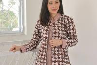 Outfit Batik Perempuan/Ilustrasi.net
