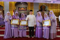 Pelantikan Pengurus Mubalighoh Salimah Indonesia (MSI) Bengkulu di Masjid Raya Baitul Izzah Bengkulu, Ahad (5/3)