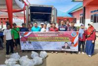 Poto bersama setelah penyerahan bibit ikan