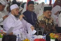 Bupati BU saat menghadiri Tabligh Akbar dalam rangka memperingati Hari Jadi Ke – 47 Pemindahan Ibu Kota Kabupaten BU Tahun 2023,