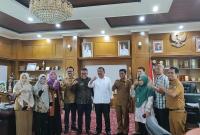Bupati BU, Ir H MIAN  bersama Kepala Kanwil Direktorat Jenderal Pajak (DJP) Bengkulu dan Lampung