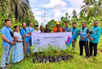PT PLN (Persero) UIP3B Sumatera lewat Unit Pelaksana Transmisi (UPT) Padang melakukan kegiatan penanaman 1000 batang pohon.