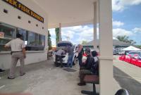 Pengecekan kendaraan bermotor di Samsat Kota Bengkulu.