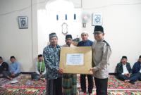 Bupati Kepahiang Dr. Ir. Hidayattullah Sjahid.,MM.,IPU Melaksanakan Kegiatan Safari Ramadhan, Senin (27/03/2023). 