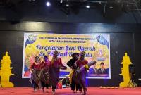 Panggung seni daerah 2023 di Taman Budaya Bengkulu, Selasa, (14/11).