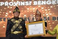 Pemprov Bengkulu menerima 2 Sertifikat Kelembagaan dari Lembaga Administrasi Negara RI pada Selasa (7/11/2023).