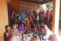 Para kader lingkungan di Kota Bengkulu saat mengikuti pelatihan pengelolaan sampah, Kamis (21/11/2024). (Aswari~PenaRafflesia.Com)