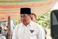 Plt Gubernur Rosjonsyah diwawancarai terkait himbauan potensi bencana, Minggu (1/12/2024). (Aldo~PenaRafflesia.Com)