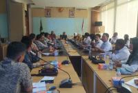 Audiensi Dewan Provinsi Bengkulu bersama perwakilan PTT Honorer dan Tenaga Pendidikan. (Foto:Agus/Penarafflesia.com).