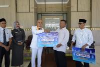 Bupati Bengkulu Selatan Salurkan Dana Hibah ke Seluruh Masjid.