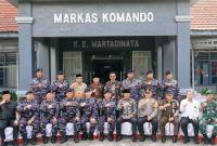 Plt Gubernur Rosjonsyah bersama FORKOPIMDA Provinsi Bengkulu saat menyambut kunjungan kerja Komandan Lantamal II Padang, Laksamana Pertama TNI. Sarimpunan Tanjung, Kamis (28/11/2024). (Agung~PenaRafflesia.Com)