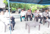Kepala Dinas Pariwisata Provinsi Bengkulu, Murlin Hanizar, SP. M.Si., melakukan kunjungan ke Pantai Panjang Bengkulu untuk memastikan kebersihan di kawasan wisata.