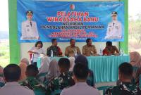Program TNI Manunggal Membangun Desa (TMMD) ke-129 di Desa Kesongo, Kecamatan Kedungadem, Kabupaten Bojonegoro, tidak hanya menghadirkan pembangunan infrastruktur, tetapi juga memperkuat fondasi ekonomi masyarakat melalui peningkatan kualitas sumber daya manusia.