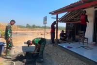 Salah satu rumah yang kini memasuki tahap akhir pengerjaan adalah milik Wagini (72), warga Dusun Krisik RT 010 RW 004, Desa Kesongo, Kecamatan Kedungadem, Senin (27/7/2026).