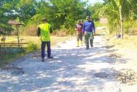Kami sangat berterima kasih kepada bapak-bapak TNI yang membangun jalan di desa kami. Walaupun pekerjaannya belum selesai, kami yakin setelah rampung nanti akses masyarakat akan jauh lebih baik, sehingga aktivitas sehari-hari menjadi lebih mudah dan nyaman