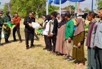 PT BPR Bank Daerah Bojonegoro Salurkan 200 Paket Sembako untuk Warga Desa Kesongo dalam TMMD Ke-129