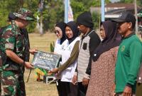 Pembukaan TMMD yang berlangsung di Lapangan Desa Mlideg, Rabu (15/7/2026), tidak hanya ditandai dengan seremoni resmi, tetapi juga diramaikan berbagai kegiatan sosial yang langsung menyentuh kebutuhan masyarakat